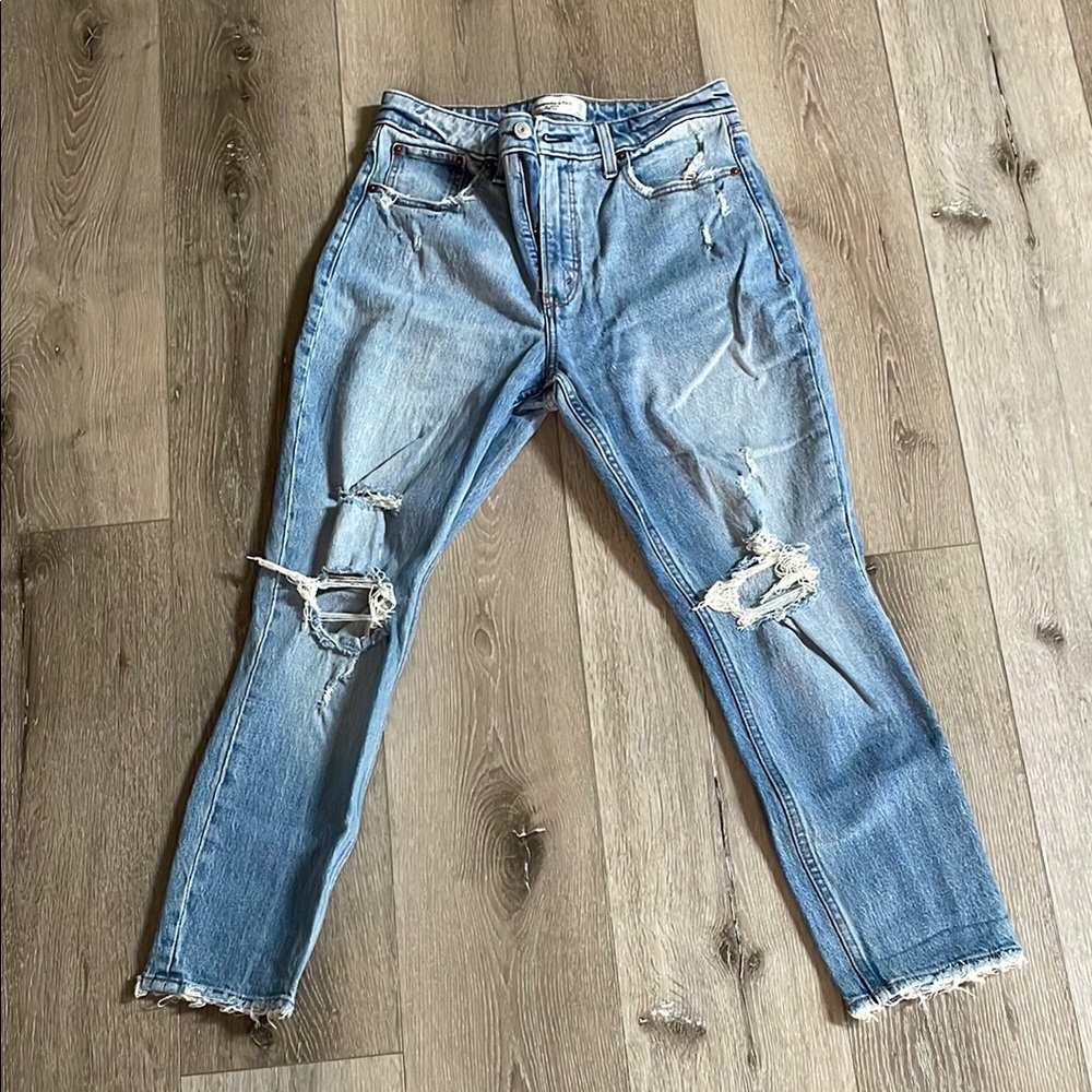 Abercrombie & Fitch Light Blue Distressed Cropped Jeans